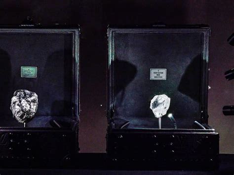 diamante louis vuitton|Gawking at two of the rarest diamonds in the world – right here in .